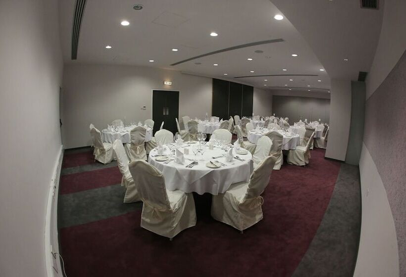 هتل Altius Boutique