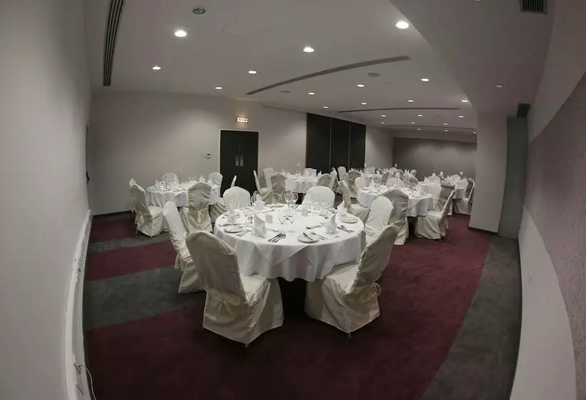 هتل Altius Boutique