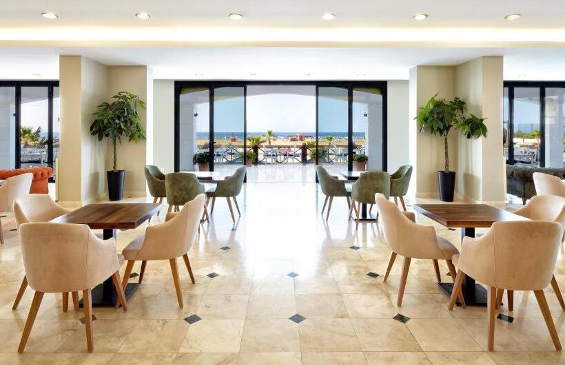 בית מלון כפרי Ayvalik Cinar