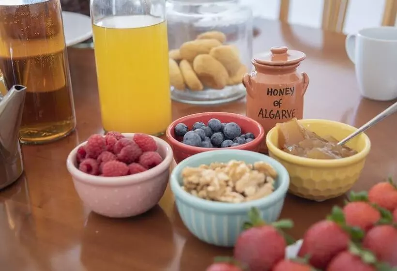 酒店 Bertolina Guest House