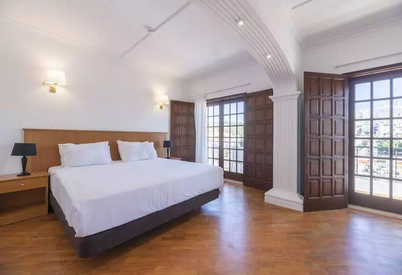 酒店 Bertolina Guest House