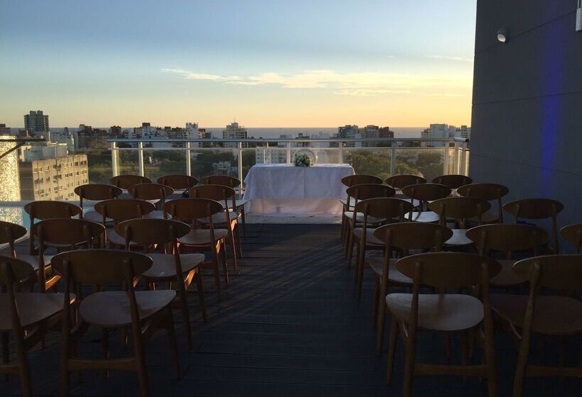 فندق Dazzler By Wyndham Montevideo