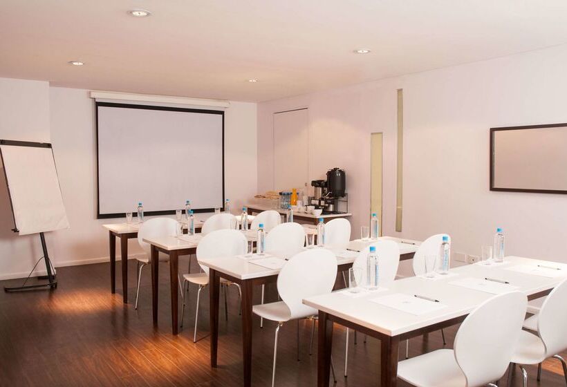 فندق Dazzler By Wyndham Montevideo