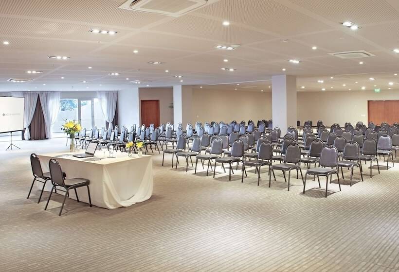 فندق Dazzler By Wyndham Montevideo