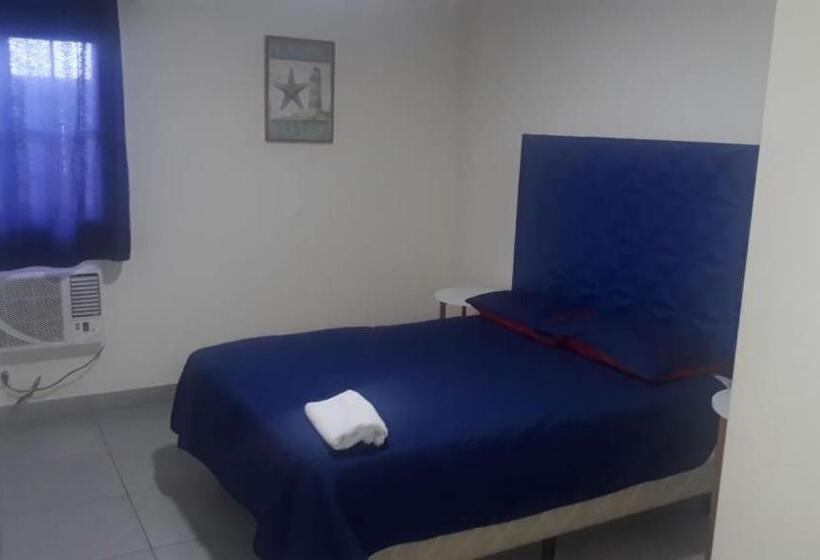 Отель Express Inn Pty Aeropuerto Internacional Panama