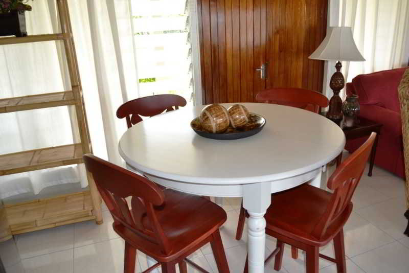 هتل Golden Cove Resort