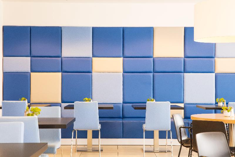 فندق Holiday Inn Express Amsterdam Arena Towers, An Ihg