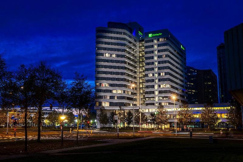 فندق Holiday Inn Express Amsterdam Arena Towers, An Ihg