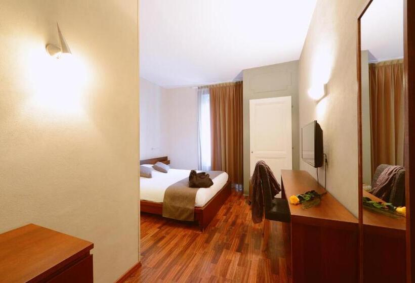 호텔 Hôtel Du Marché