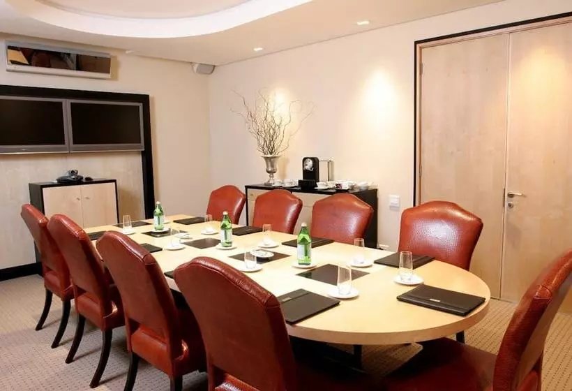 فندق Mantis No5 Boutique Art