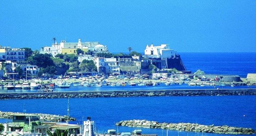 בית מלון כפרי San Vito