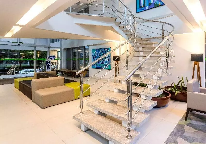 هتل Tulip Inn Belém Hangar