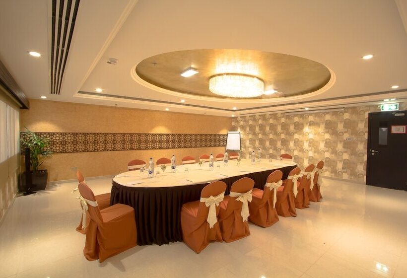 Ivory Grand Hotel Apartments