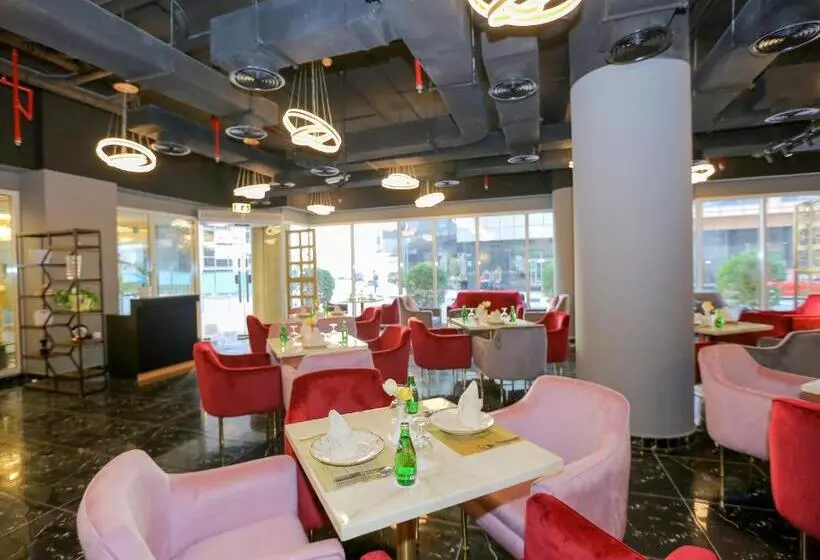 Ivory Grand Hotel Apartments