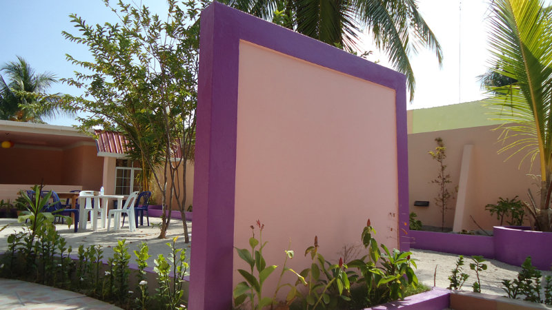 פנסיון Shiny Beach