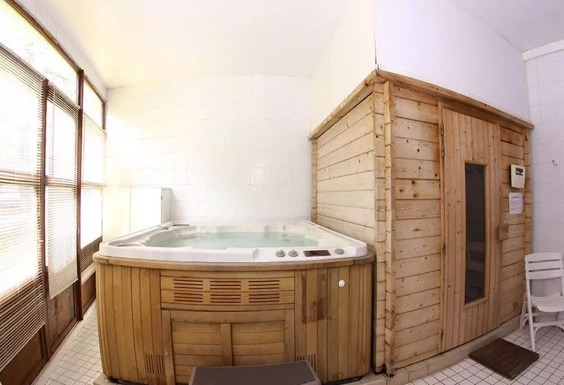 Reşedinta Résidence Nemea Royal Milan