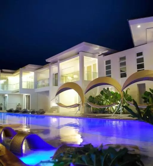 リゾートホテル Astoria Boracay