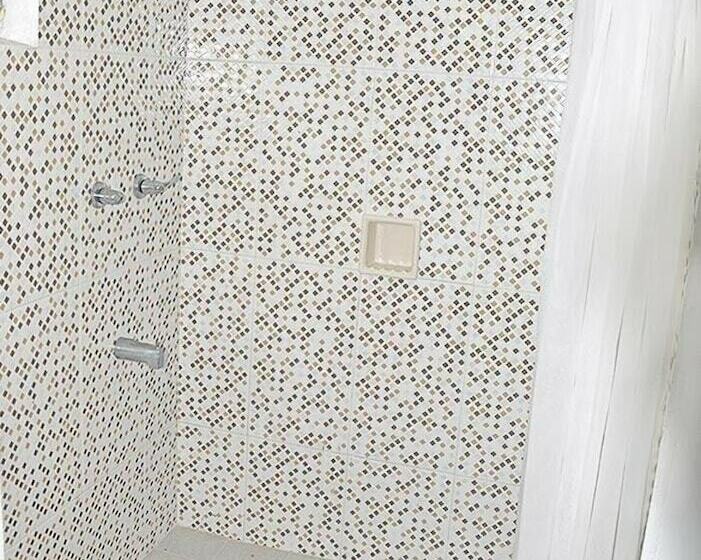 هتل Melbourne Apartments