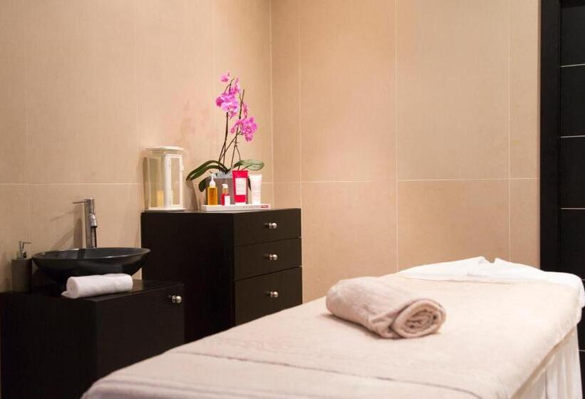 Ahr Baja Hotel & Spa Cannigione