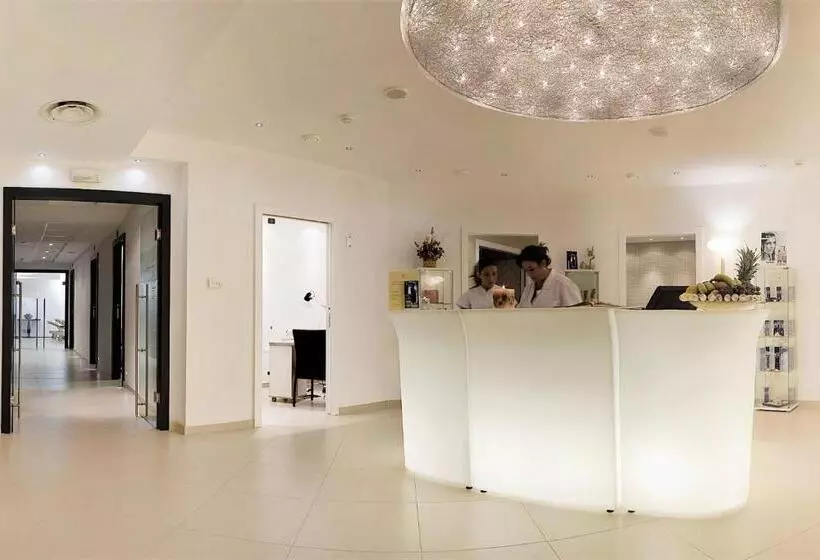 Ahr Baja Hotel & Spa Cannigione