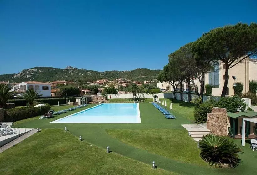 Ahr Baja Hotel & Spa Cannigione