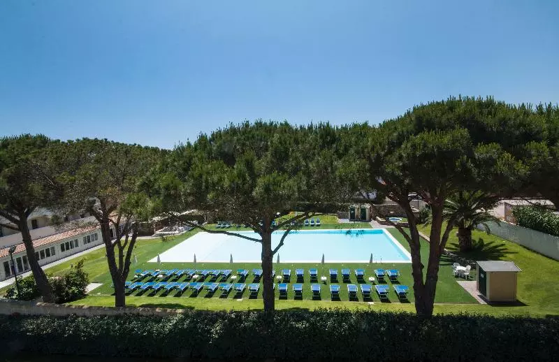 Ahr Baja Hotel & Spa Cannigione