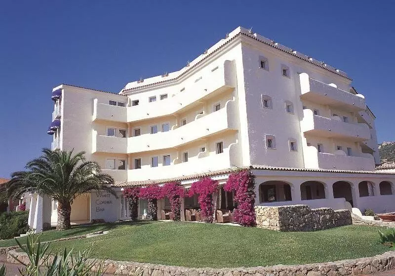Ahr Baja Hotel & Spa Cannigione