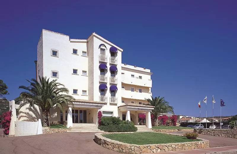 Ahr Baja Hotel & Spa Cannigione