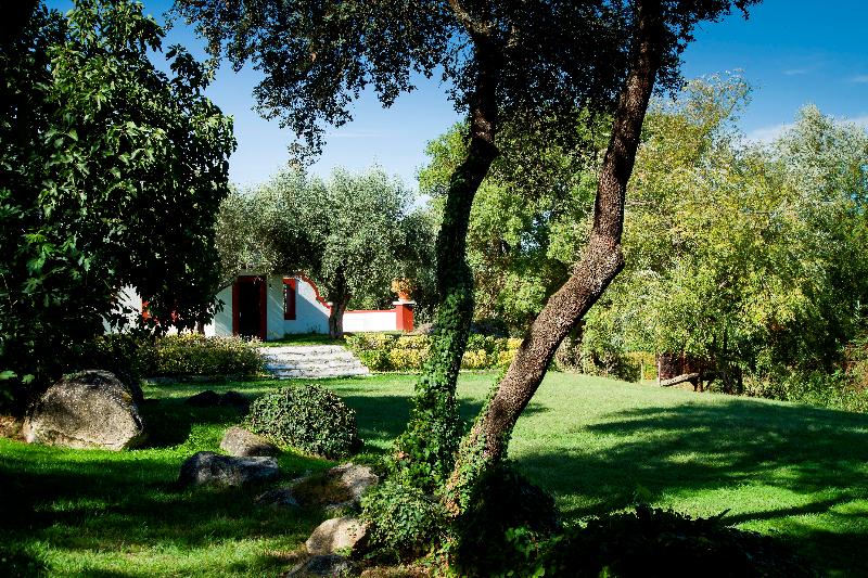 مسافرخانه Moinho Do Alamo