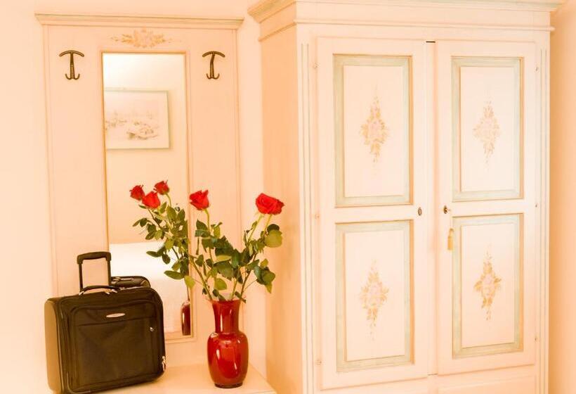 호텔 Antica Fenice