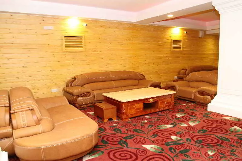 호텔 Araliya Green Hills   Where Historic Charm Mingles With Natural Beauty