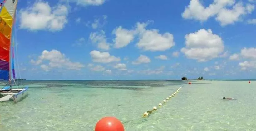 Hotel Cocoplum Beach