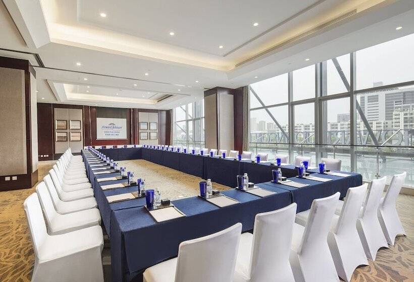 فندق Howard Johnson Kangda Plaza Qingdao