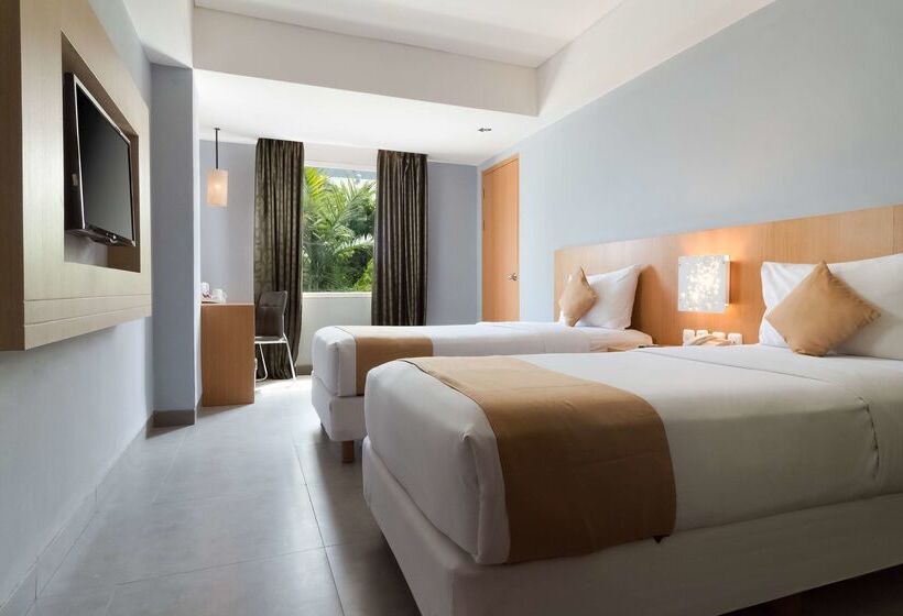 酒店 Kyriad Royal Seminyak Bali