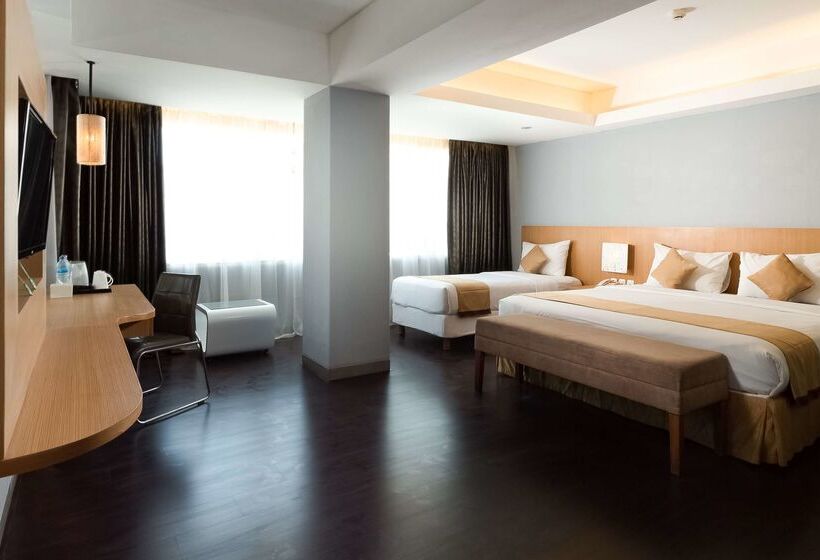 酒店 Kyriad Royal Seminyak Bali