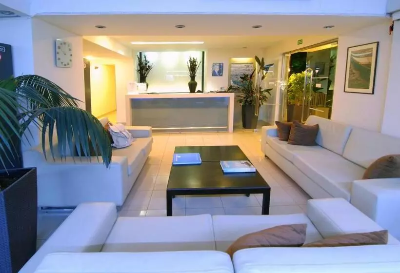 ホテル Michel Apartments