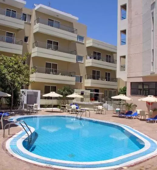 ホテル Michel Apartments