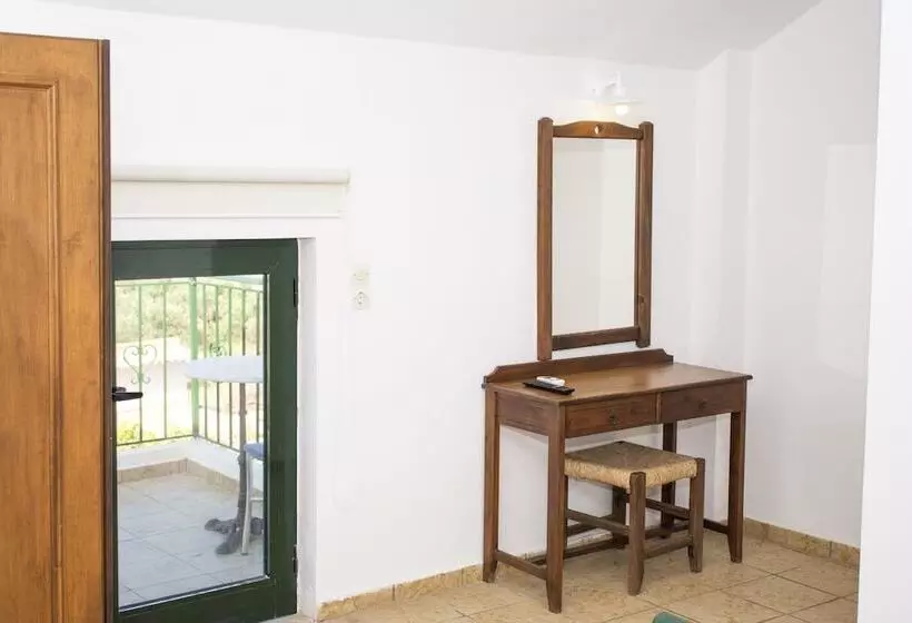 Hotel Olive Tree Apartments