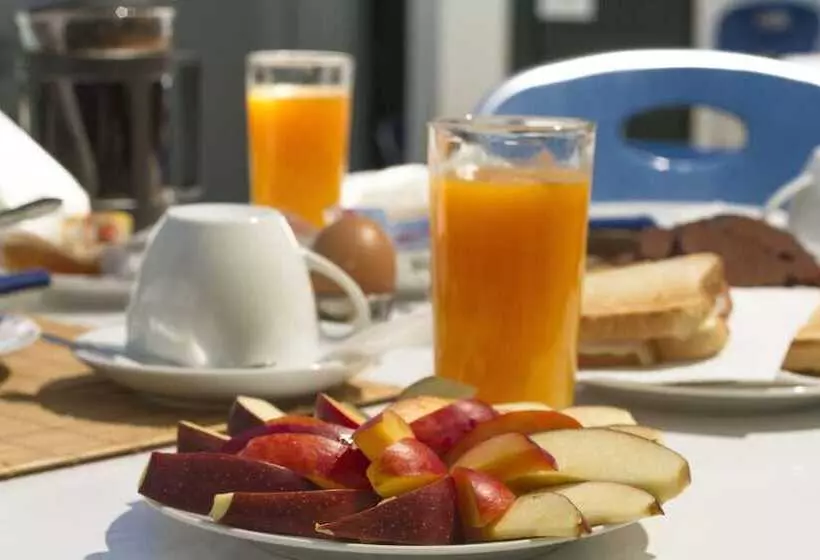 Hotel Olive Tree Apartments