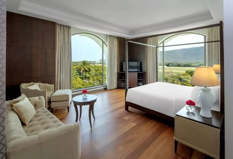 Radisson Blu Plaza Hotel Mysore