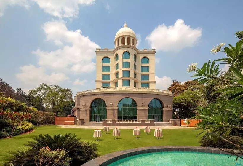 Radisson Blu Plaza Hotel Mysore