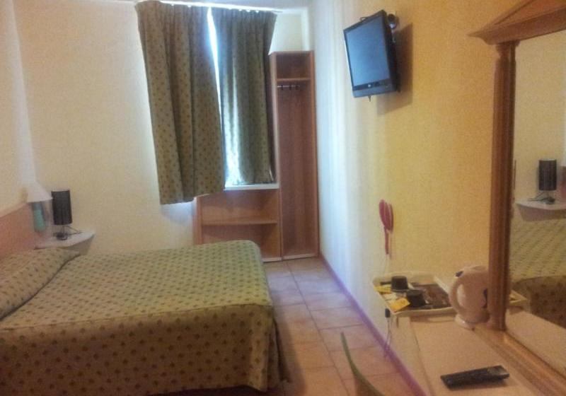 فندق Royal Colombes