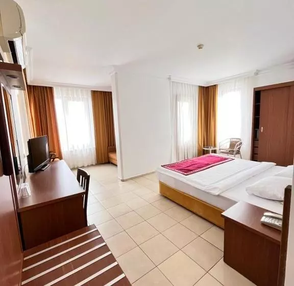 ホテル Royal Hill