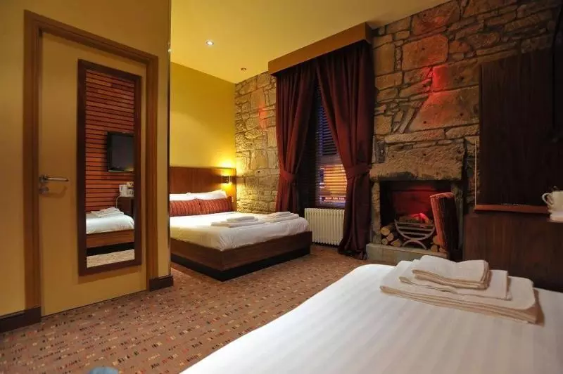 호텔 The Commercial