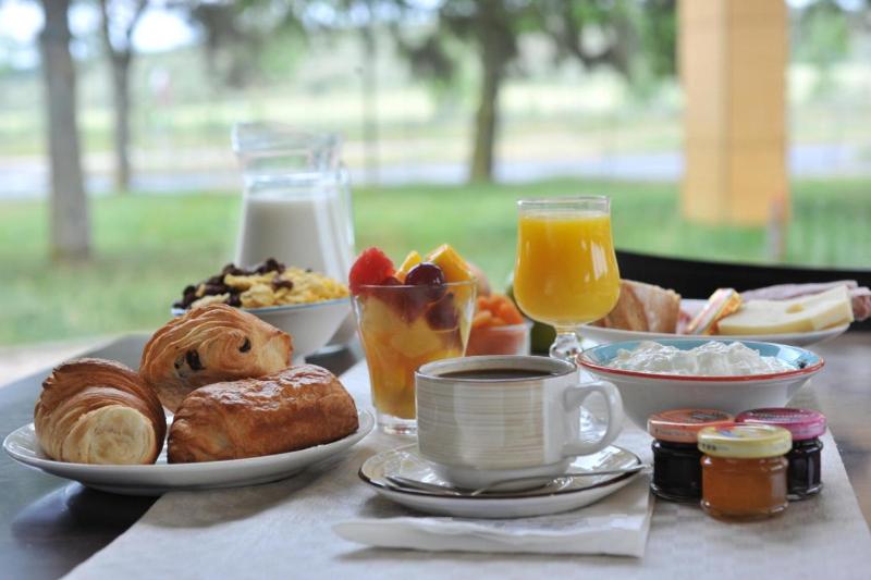 בית מלון כפרי The Originals Access, Hôtel Millau Sud