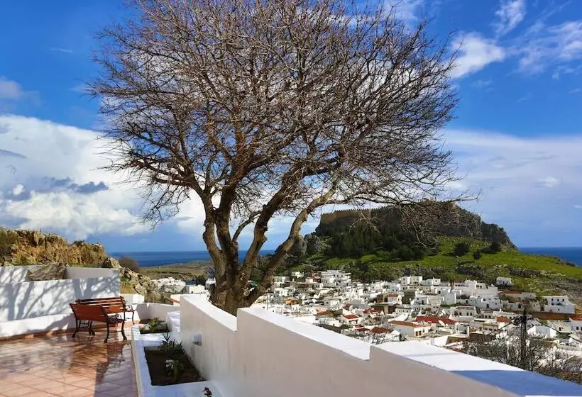 Little Lindos Sea View Studios