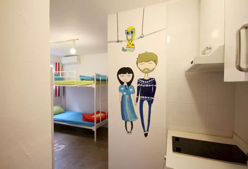 Pencil 5 Seoul Hostel In Korea