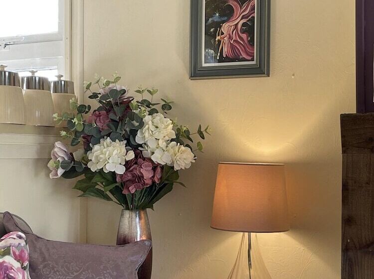 Общежитие The Retreat At The Inn