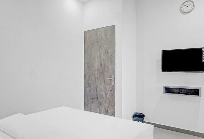 ホテル Capital O 84670  Sigma Inn