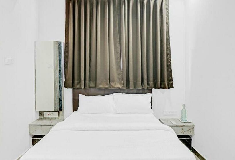 ホテル Capital O 84670  Sigma Inn